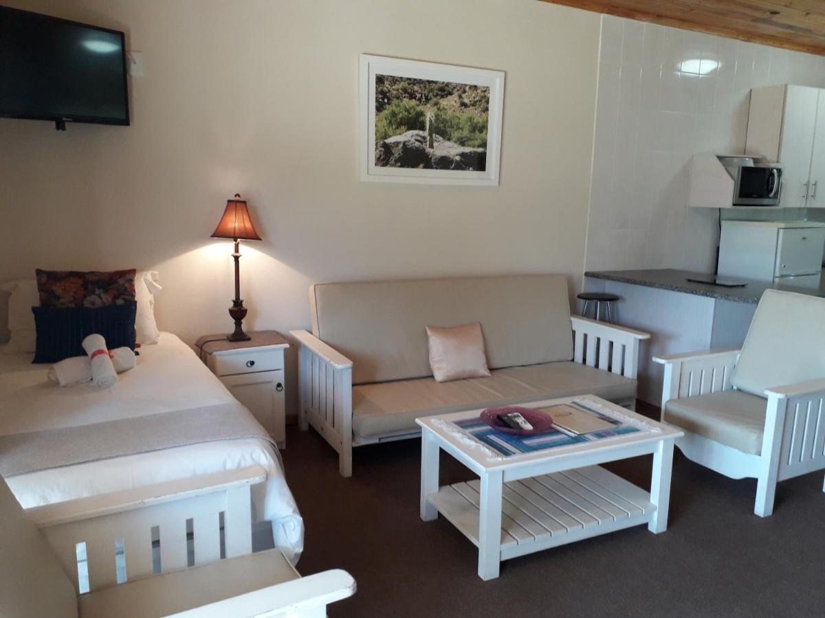 Culdesac Guesthouse Oudtshoorn Exterior foto